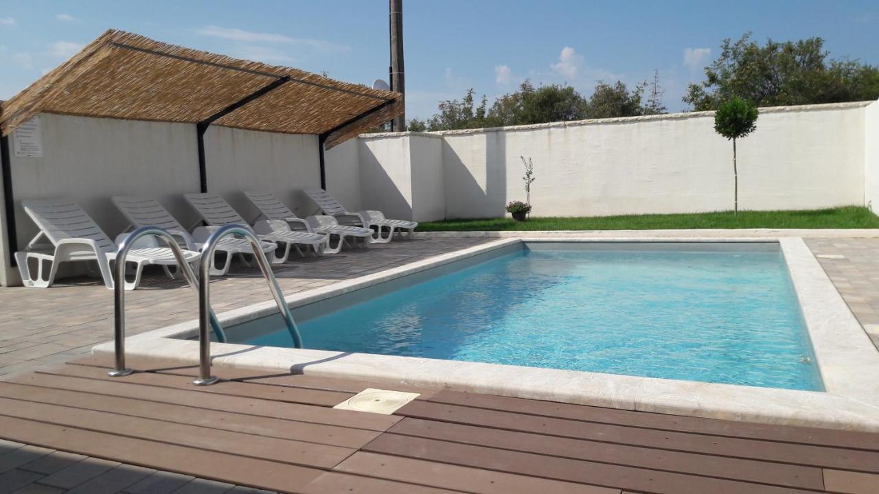 Holiday Home Luka Задар Экстерьер фото