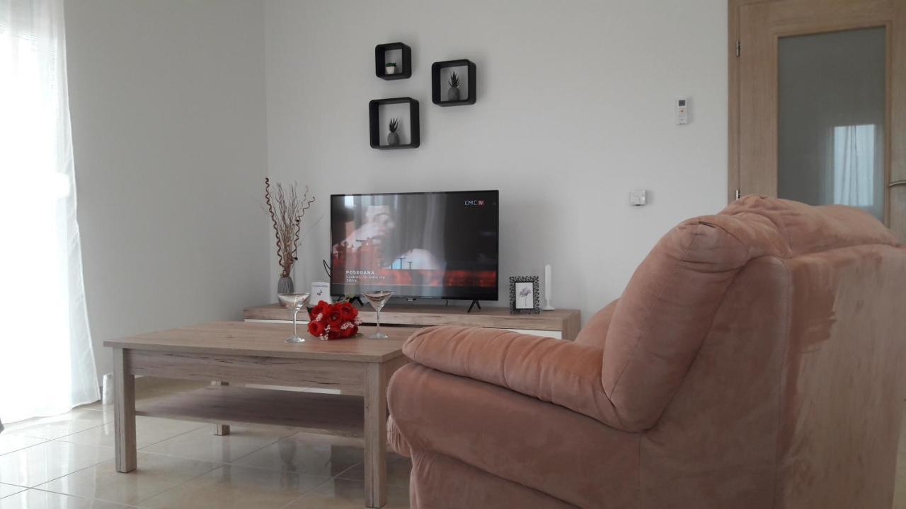Holiday Home Luka Задар Экстерьер фото